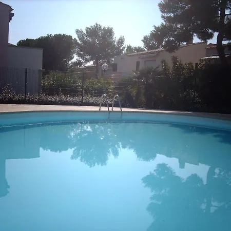 Eureka Locations 公寓 *